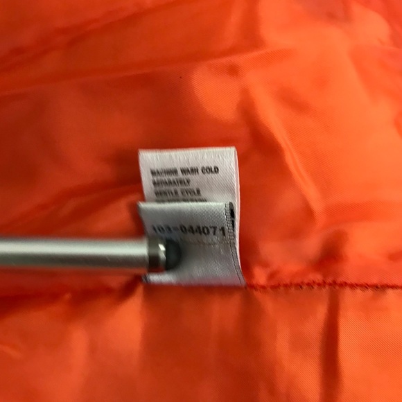 NWOT Coogi puffer vest - Picture 11 of 11